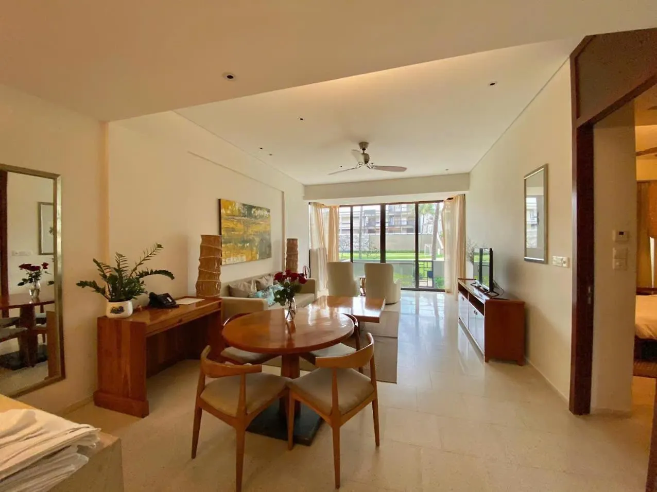 Lac Lac Booking - Residences In Beach Resort Da Nang