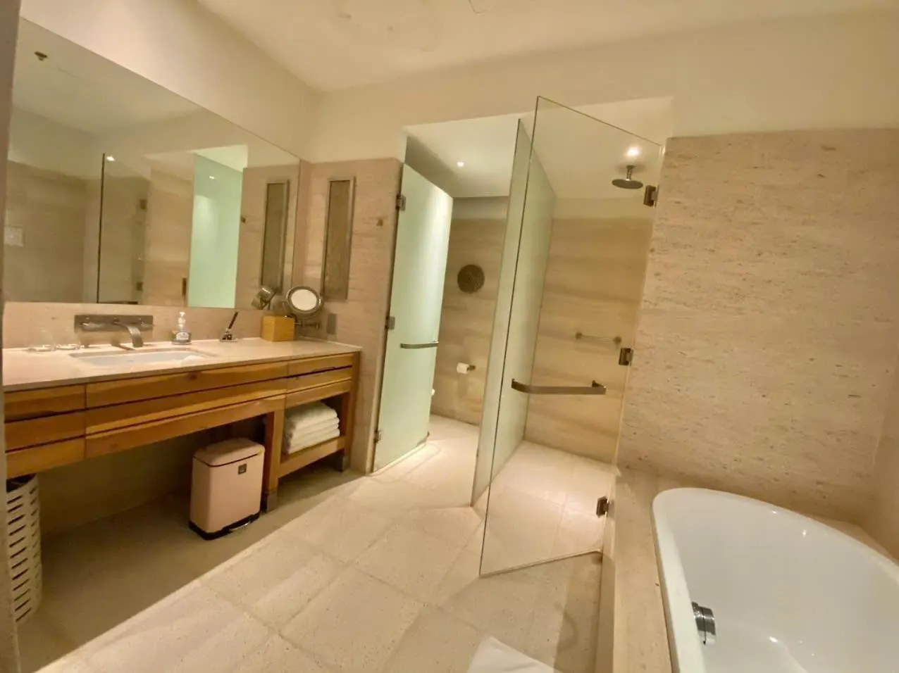 Lac Lac Booking - Residences In Beach Resort Da Nang 0*,  Vietnam