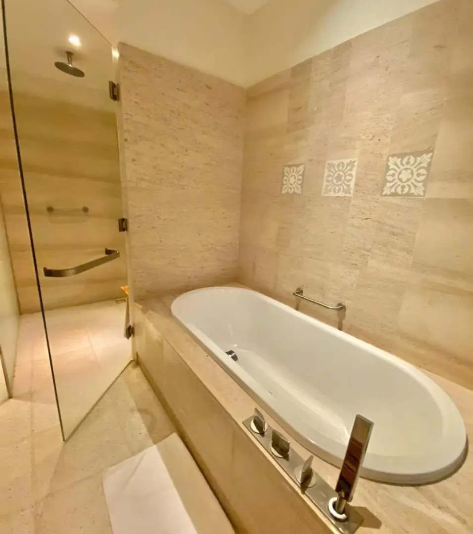 Lac Lac Booking - Residences In Beach Resort Da Nang Vietnam