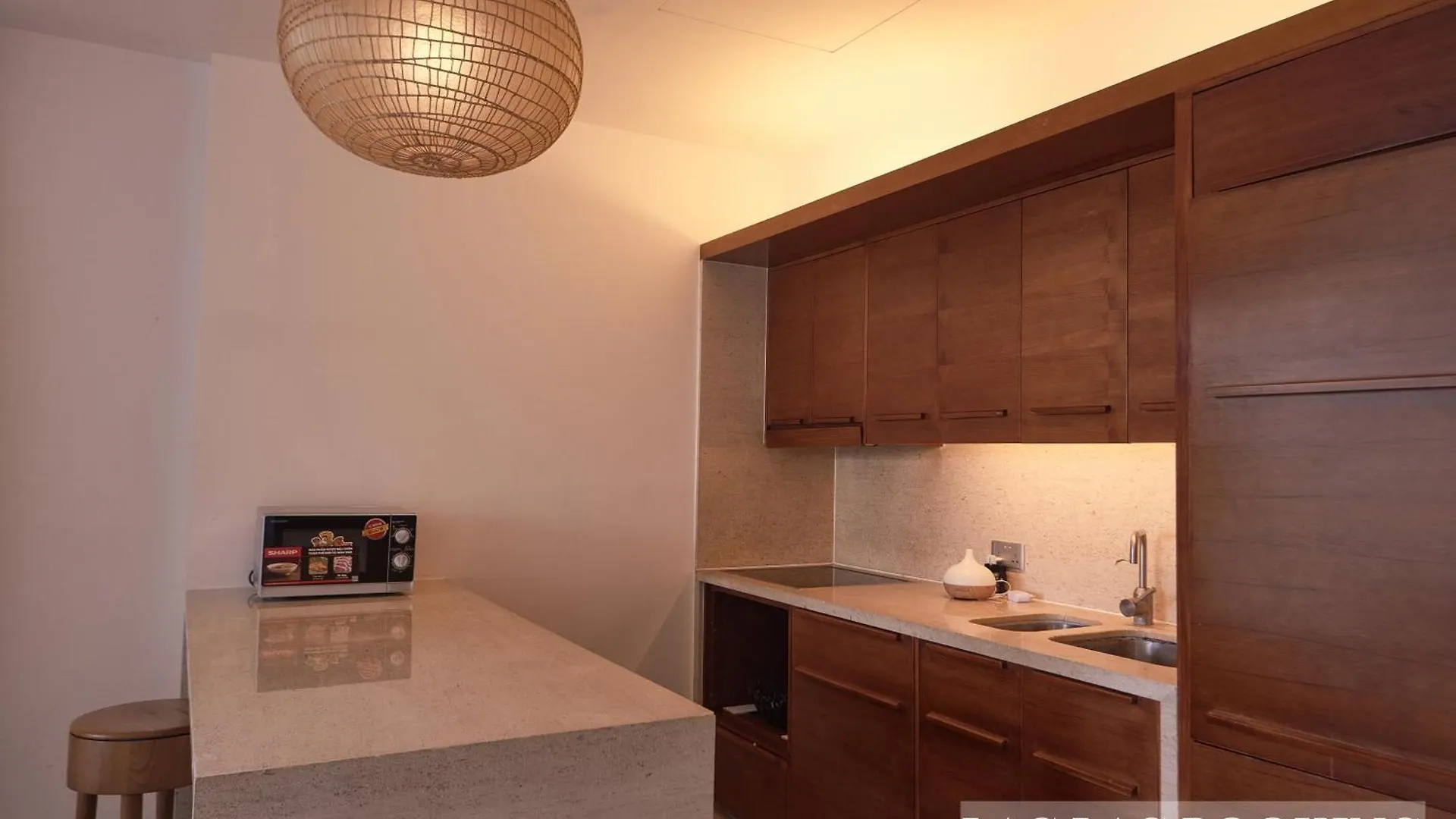 Aparthotel Lac Lac Booking - Residences In Beach Resort Da Nang Vietnam