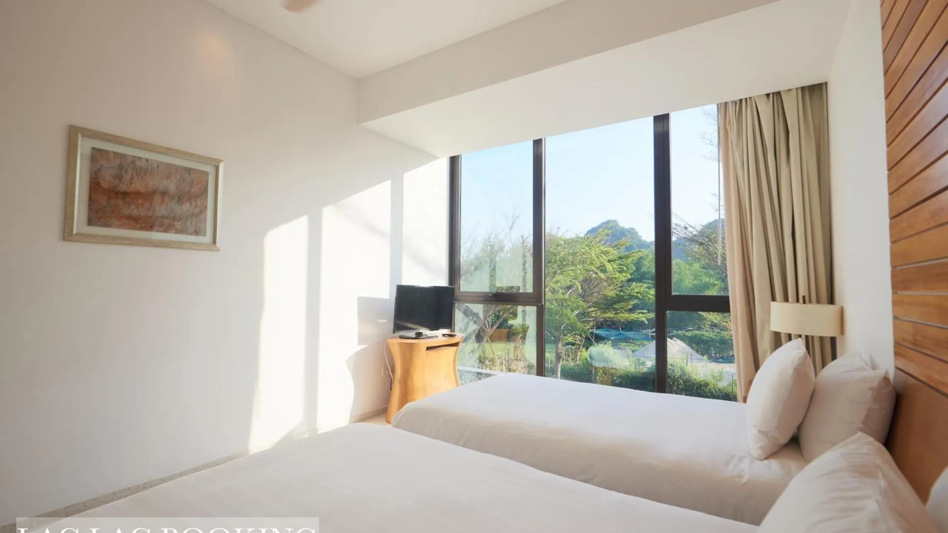 Lac Lac Booking - Residences In Beach Resort Da Nang