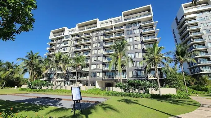 Lac Lac Booking - Residences In Beach Resort Da Nang 0*,  Vietnam
