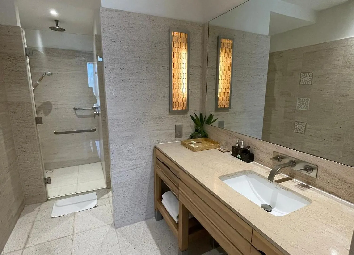Lac Lac Booking - Residences In Beach Resort Da Nang